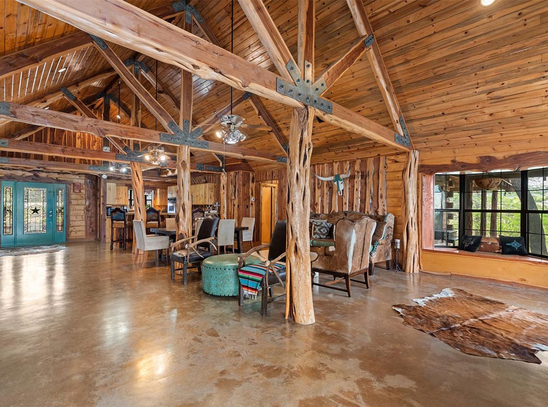 Rolling Hills Lake Estate